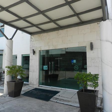 Hotel Santo Domingo Express Villahermosa Exterior photo
