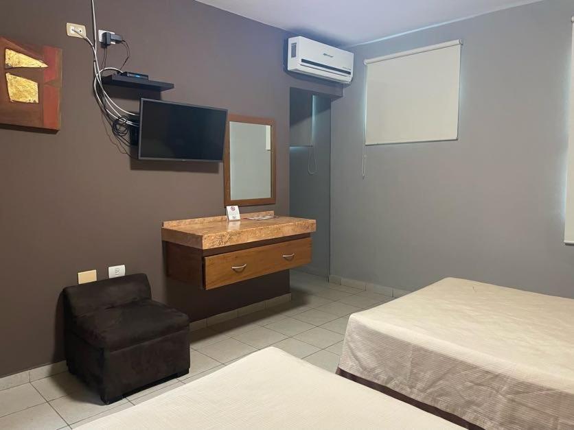 Hotel Santo Domingo Express Villahermosa Exterior photo